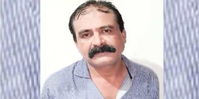 കോട്ടയത്ത് സിനിമ ഷൂട്ടിംഗിനിടെ പതിനൊന്നുകാരിക്ക് നേരെ ലൈംഗികാതിക്രമം ; മധ്യവയസ്കൻ അറസ്റ്റിൽ കോട്ടയത്ത് സിനിമ ഷൂട്ടിംഗിനിടെ പതിനൊന്നുകാരിക്ക് നേരെ ലൈംഗികാതിക്രമം ; മധ്യവയസ്കൻ അറസ്റ്റിൽ