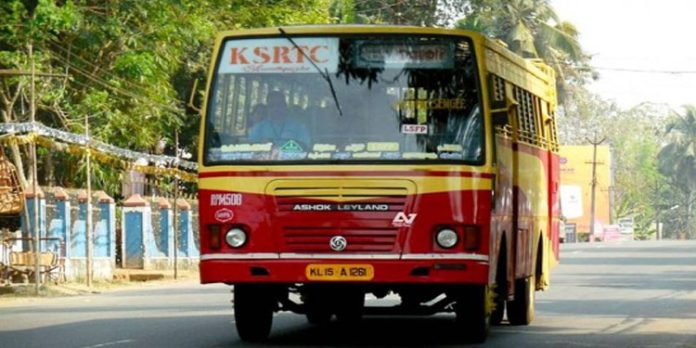 കെ.എസ്.ആർ.ടി.സിയിലെ ശമ്പളമുടക്കത്തിൽ ധനവകുപ്പിലെ ഉദ്യോഗസ്ഥരെ പരോക്ഷമായി വിമർശിച്ച് എം.ഡി ബിജുപ്രഭാകർ കെ.എസ്.ആർ.ടി.സിയിലെ ശമ്പളമുടക്കത്തിൽ ധനവകുപ്പിലെ ഉദ്യോഗസ്ഥരെ പരോക്ഷമായി വിമർശിച്ച് എം.ഡി ബിജുപ്രഭാകർ