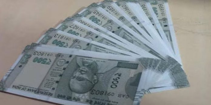 500 രൂപ നോട്ടുകൾ പിൻവലിക്കാൻ പദ്ധതിയില്ല ; ആർബിഐ ഗവർണർ 500 രൂപ നോട്ടുകൾ പിൻവലിക്കാൻ പദ്ധതിയില്ല ; ആർബിഐ ഗവർണർ