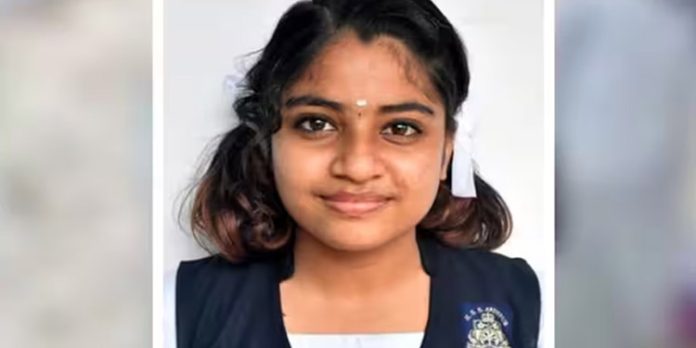 തൃശൂർ അരിമ്പൂരിൽ പത്താം ക്ലാസ് വിദ്യാർത്ഥിനി മരിച്ച നിലയില് തൃശൂർ അരിമ്പൂരിൽ പത്താം ക്ലാസ് വിദ്യാർത്ഥിനി മരിച്ച നിലയില്