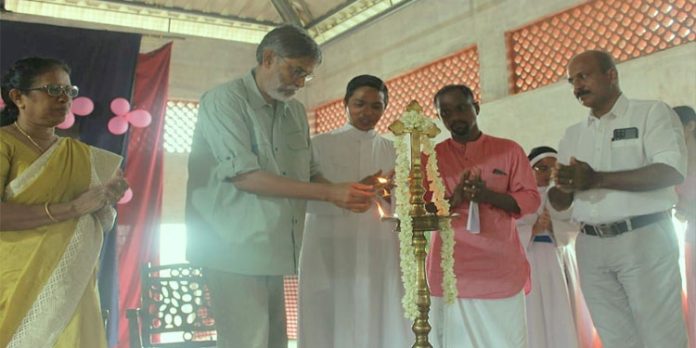 ചേന്നംകരി ദേവമാതാ ഹൈസ്കൂളില് അധ്യാപക – രക്ഷകര്ത്യ സംഗമം സംഘടിപ്പിച്ചു ചേന്നംകരി ദേവമാതാ ഹൈസ്കൂളില് അധ്യാപക – രക്ഷകര്ത്യ സംഗമം സംഘടിപ്പിച്ചു