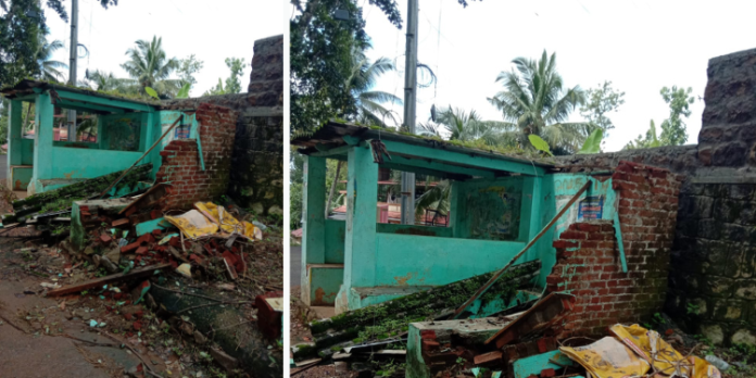 പൊതുമരാമത്ത് വകുപ്പ് റോഡിലെ ബസ് കാത്തിരിപ്പു കേന്ദ്രം സ്വകാര്യ വ്യക്തി പൊളിച്ചു : നാട്ടുകാര് പ്രതിക്ഷേധത്തില് പൊതുമരാമത്ത് വകുപ്പ് റോഡിലെ ബസ് കാത്തിരിപ്പു കേന്ദ്രം സ്വകാര്യ വ്യക്തി പൊളിച്ചു : നാട്ടുകാര് പ്രതിക്ഷേധത്തില്