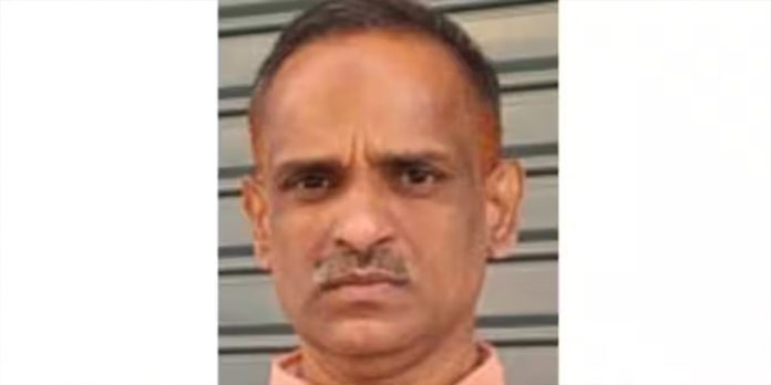 ആവി പിടിക്കുന്നതിനിടെ തീപൊള്ളലേറ്റ് പ്രവാസി മലയാളി മരിച്ചു ആവി പിടിക്കുന്നതിനിടെ തീപൊള്ളലേറ്റ് പ്രവാസി മലയാളി മരിച്ചു