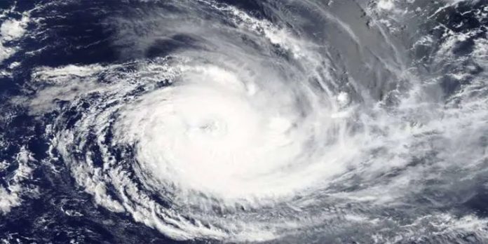 അറബിക്കടലിൽ ന്യൂനമർദ്ദത്തിന് സാധ്യത ; ചക്രവാതച്ചുഴി രൂപപ്പെടുന്നു അറബിക്കടലിൽ ന്യൂനമർദ്ദത്തിന് സാധ്യത ; ചക്രവാതച്ചുഴി രൂപപ്പെടുന്നു