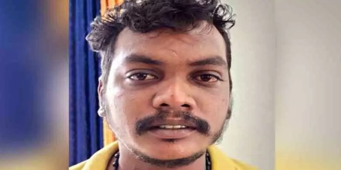 സ്കൂൾ പ്രവേശനം വാഗ്ദാനം ചെയ്ത് പണം തട്ടി ; യുവാവ് അറസ്റ്റിൽ സ്കൂൾ പ്രവേശനം വാഗ്ദാനം ചെയ്ത് പണം തട്ടി ; യുവാവ് അറസ്റ്റിൽ