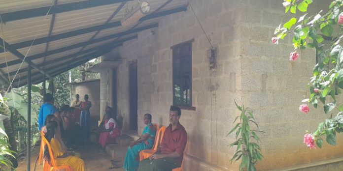 രാധാകൃഷ്ണന്റെ മരണത്തില് പോലീസില് പരാതി നല്കാതെ ബന്ധുക്കള് രാധാകൃഷ്ണന്റെ മരണത്തില് പോലീസില് പരാതി നല്കാതെ ബന്ധുക്കള്