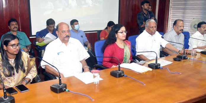 പ്രവാസി ക്ഷേമം : ശുപാര്ശകള് സര്ക്കാരിനു കൈമാറും – നിയമസഭാ സമിതി പ്രവാസി ക്ഷേമം : ശുപാര്ശകള് സര്ക്കാരിനു കൈമാറും – നിയമസഭാ സമിതി