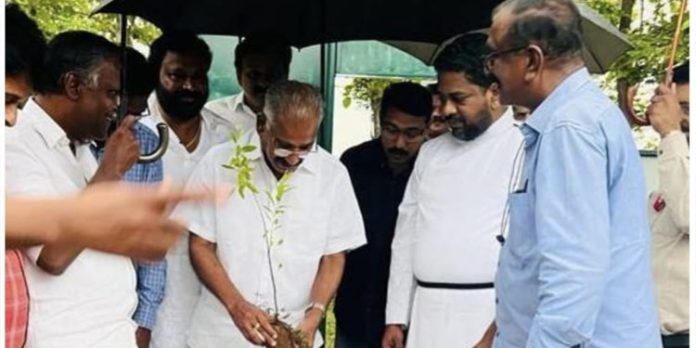 പ്രകൃതി വിഭവങ്ങളെ ചൂഷണം ചെയ്യാതെ തലമുറകൾക്ക് പ്രയോജനപ്പെടുംവിധം സംരക്ഷിക്കണം ; മന്ത്രി എ കെ ശശീന്ദ്രൻ പ്രകൃതി വിഭവങ്ങളെ ചൂഷണം ചെയ്യാതെ തലമുറകൾക്ക് പ്രയോജനപ്പെടുംവിധം സംരക്ഷിക്കണം ; മന്ത്രി എ കെ ശശീന്ദ്രൻ