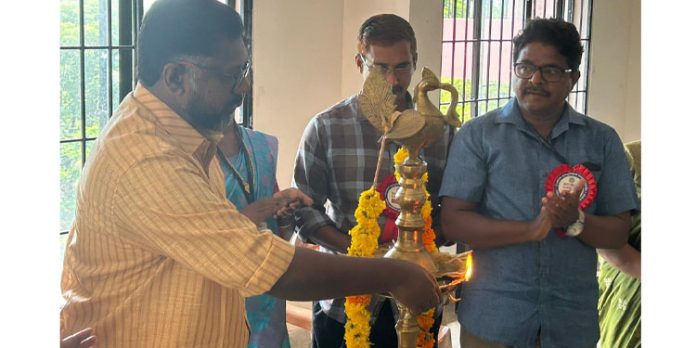 അടൂരില് തൊഴില് മേള സംഘടിപ്പിച്ചു അടൂരില് തൊഴില് മേള സംഘടിപ്പിച്ചു