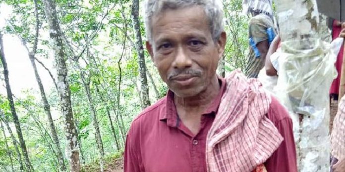 ഫോറസ്റ്റ് ഉദ്യോഗസ്ഥരുടെ ഭീഷണി ; ഗൃഹനാഥൻ ആത്മഹത്യ ചെയ്തതായി പരാതി ഫോറസ്റ്റ് ഉദ്യോഗസ്ഥരുടെ ഭീഷണി ; ഗൃഹനാഥൻ ആത്മഹത്യ ചെയ്തതായി പരാതി
