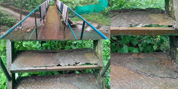 വടക്കേ മണ്ണീറ ആദിവാസി കോളനിയിലേക്കുള്ള നടപ്പാലം അപകടാവസ്ഥയിൽ വടക്കേ മണ്ണീറ ആദിവാസി കോളനിയിലേക്കുള്ള നടപ്പാലം അപകടാവസ്ഥയിൽ
