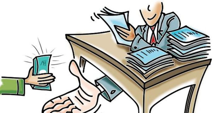 ഇടനിലക്കാരൻ വഴി ഒരു ലക്ഷം രൂപ കൈക്കൂലി ; തൊടുപുഴ നഗരസഭ അസിസ്റ്റന്റ് എഞ്ചിനീയർ വിജിലൻസ് പിടിയിൽ ഇടനിലക്കാരൻ വഴി ഒരു ലക്ഷം രൂപ കൈക്കൂലി ; തൊടുപുഴ നഗരസഭ അസിസ്റ്റന്റ് എഞ്ചിനീയർ വിജിലൻസ് പിടിയിൽ