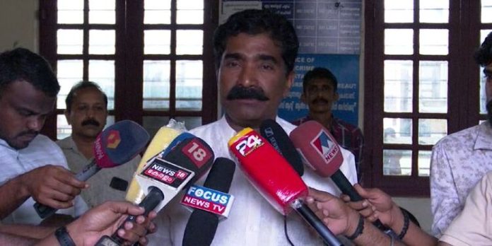 തിരുവാര്പ്പ് ബസ് സമരം ; ലേബര് ഓഫീസര് വിളിച്ച ചർച്ച ബസുടമ ബഹിഷ്കരിച്ചു തിരുവാര്പ്പ് ബസ് സമരം ; ലേബര് ഓഫീസര് വിളിച്ച ചർച്ച ബസുടമ ബഹിഷ്കരിച്ചു
