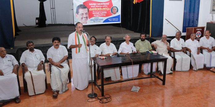 പകർച്ചപ്പനി നേരിടുന്നതിൽ സർക്കാർ പരാജയം ; അഡ്വ. വർഗ്ഗീസ് മാമ്മൻ പകർച്ചപ്പനി നേരിടുന്നതിൽ സർക്കാർ പരാജയം ; അഡ്വ. വർഗ്ഗീസ് മാമ്മൻ