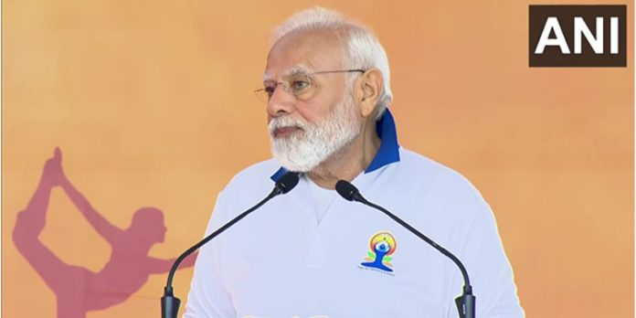 യുഎൻ ആസ്ഥാനത്ത് അന്താരാഷ്ട്ര യോഗ ദിനാചരണം ; നേതൃത്വം നൽകി പ്രധാനമന്ത്രി യുഎൻ ആസ്ഥാനത്ത് അന്താരാഷ്ട്ര യോഗ ദിനാചരണം ; നേതൃത്വം നൽകി പ്രധാനമന്ത്രി