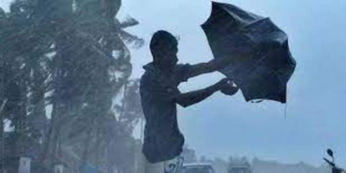 ബിപോർജോയ് അതിശക്ത ചുഴലിക്കാറ്റായി ശക്തി പ്രാപിച്ചു ; കാലാവസ്ഥ മുന്നറിയിപ്പ് ബിപോർജോയ് അതിശക്ത ചുഴലിക്കാറ്റായി ശക്തി പ്രാപിച്ചു ; കാലാവസ്ഥ മുന്നറിയിപ്പ്