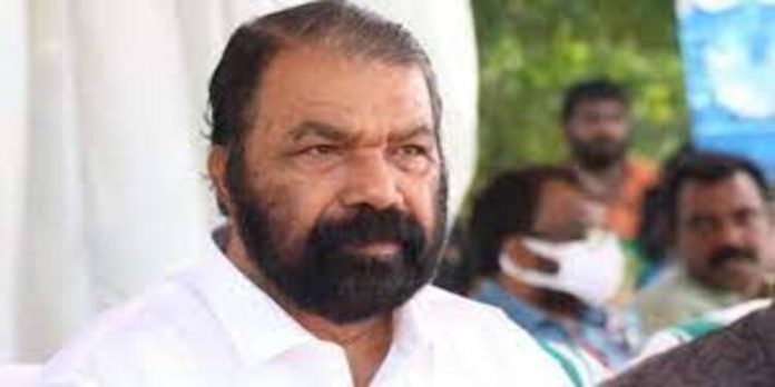 ആരു മാലയിട്ട് സ്വീകരിച്ചാലും പെൺകുട്ടിയുടെ കൂടെ ; നിലപാട് വ്യക്തമാക്കി വി.ശിവൻകുട്ടി ആരു മാലയിട്ട് സ്വീകരിച്ചാലും പെൺകുട്ടിയുടെ കൂടെ ; നിലപാട് വ്യക്തമാക്കി വി.ശിവൻകുട്ടി