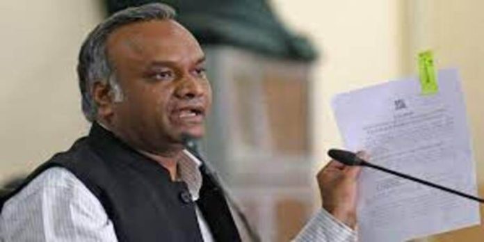 ‘ ഗോവധ നിരോധന ബിൽ സംസ്ഥാനത്തിന് സാമ്പത്തിക നഷ്ടം ഉണ്ടാക്കുന്നു ’ ; കർണാടക മന്ത്രി പ്രിയങ്ക് ഖാർഗെ ‘ ഗോവധ നിരോധന ബിൽ സംസ്ഥാനത്തിന് സാമ്പത്തിക നഷ്ടം ഉണ്ടാക്കുന്നു ’ ; കർണാടക മന്ത്രി പ്രിയങ്ക് ഖാർഗെ