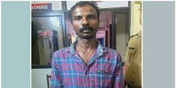 പീഡന കേസിലെ പിടികിട്ടാപ്പുള്ളി ആലപ്പുഴയില് അറസ്റ്റിൽ പീഡന കേസിലെ പിടികിട്ടാപ്പുള്ളി ആലപ്പുഴയില് അറസ്റ്റിൽ