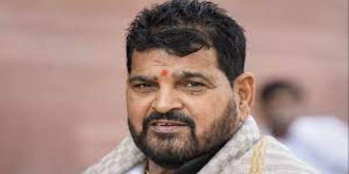 ബ്രിജ് ഭൂഷനെതിരെ പോക്സോ കേസ് ഇല്ല?; പ്രായപൂര്ത്തിയാകാത്ത പെണ്കുട്ടി മൊഴി തിരുത്തി ; റിപ്പോര്ട്ട് ബ്രിജ് ഭൂഷനെതിരെ പോക്സോ കേസ് ഇല്ല?; പ്രായപൂര്ത്തിയാകാത്ത പെണ്കുട്ടി മൊഴി തിരുത്തി ; റിപ്പോര്ട്ട്