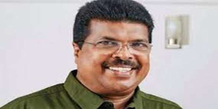 ആലപ്പുഴയിൽ കടുത്ത നടപടികളിലേക്ക് സിപിഎം ; പി പി ചിത്തരഞ്ജൻ എംഎൽഎ അടക്കം നേതാക്കൾക്ക് നോട്ടീസ് ആലപ്പുഴയിൽ കടുത്ത നടപടികളിലേക്ക് സിപിഎം ; പി പി ചിത്തരഞ്ജൻ എംഎൽഎ അടക്കം നേതാക്കൾക്ക് നോട്ടീസ്