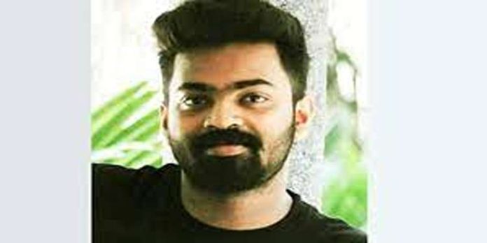 എലത്തൂരിൽ ട്രെയിൻ തട്ടി യുവാവ് മരിച്ചു എലത്തൂരിൽ ട്രെയിൻ തട്ടി യുവാവ് മരിച്ചു