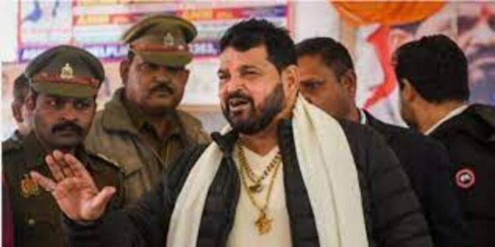 ലൈംഗിക പീഡനത്തിൻ്റെ തെളിവ് ഹാജരാക്കണം ; ബ്രിജ് ഭൂഷണെതിരെ പരാതി ഉന്നയിച്ച വനിത ഗുസ്തി താരങ്ങളോട് പോലീസ് ലൈംഗിക പീഡനത്തിൻ്റെ തെളിവ് ഹാജരാക്കണം ; ബ്രിജ് ഭൂഷണെതിരെ പരാതി ഉന്നയിച്ച വനിത ഗുസ്തി താരങ്ങളോട് പോലീസ്
