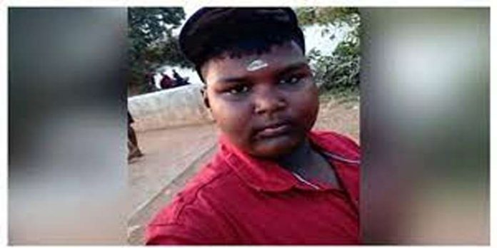 സംസ്ഥാനത്ത് വീണ്ടും പനി മരണം : എട്ടാം ക്ലാസ് വിദ്യാർഥി മരിച്ചു സംസ്ഥാനത്ത് വീണ്ടും പനി മരണം : എട്ടാം ക്ലാസ് വിദ്യാർഥി മരിച്ചു