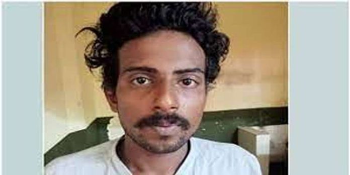 അപകടത്തിൽ പരിക്കേറ്റയാളെ ആശുപത്രിയിലാക്കി അയാളുടെ ബൈക്കുമായി മുങ്ങിയ യുവാവ് അറസ്റ്റിൽ അപകടത്തിൽ പരിക്കേറ്റയാളെ ആശുപത്രിയിലാക്കി അയാളുടെ ബൈക്കുമായി മുങ്ങിയ യുവാവ് അറസ്റ്റിൽ