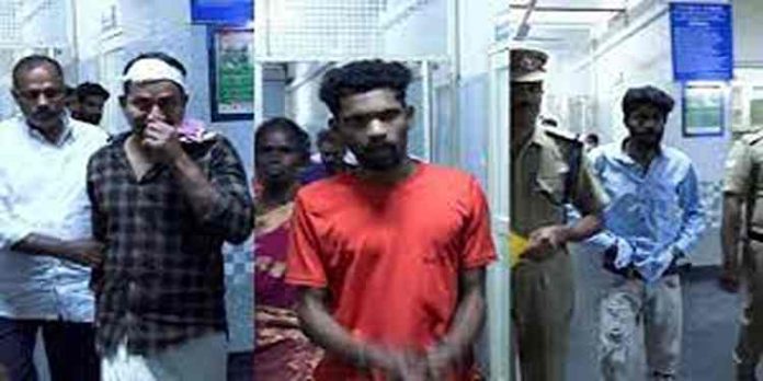 മകളെ പ്രണയിച്ച് വിവാഹം കഴിച്ചു; മരുമകനെ വാക്കത്തികൊണ്ട് വെട്ടിയ പിതാവ് പിടിയിൽ മകളെ പ്രണയിച്ച് വിവാഹം കഴിച്ചു; മരുമകനെ വാക്കത്തികൊണ്ട് വെട്ടിയ പിതാവ് പിടിയിൽ