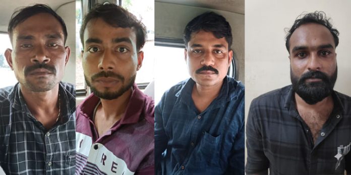 ജില്ലയിൽ വീണ്ടും പോലീസിന്റെ ലഹരിവേട്ട : രണ്ടര കിലോയോളം കഞ്ചാവ് പിടിച്ചു – 6 പേർ അറസ്റ്റിൽ ജില്ലയിൽ വീണ്ടും പോലീസിന്റെ ലഹരിവേട്ട : രണ്ടര കിലോയോളം കഞ്ചാവ് പിടിച്ചു – 6 പേർ അറസ്റ്റിൽ