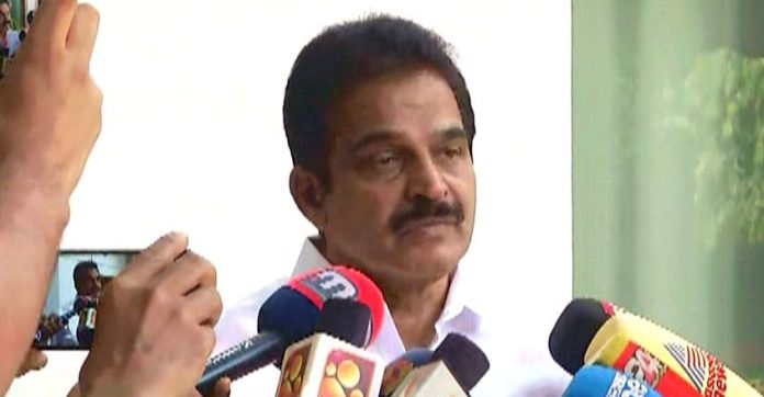 ഏക വ്യക്തി നിയമം ; ദേശീയ വിഷയങ്ങളില് നിന്ന് ശ്രദ്ധ തിരിക്കാന് നീക്കമെന്ന് കെ.സി വേണുഗോപാല് ഏക വ്യക്തി നിയമം ; ദേശീയ വിഷയങ്ങളില് നിന്ന് ശ്രദ്ധ തിരിക്കാന് നീക്കമെന്ന് കെ.സി വേണുഗോപാല്
