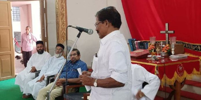 ഡയാലിസിസ് കിറ്റുകള് വിതരണം ചെയ്തു ഡയാലിസിസ് കിറ്റുകള് വിതരണം ചെയ്തു
