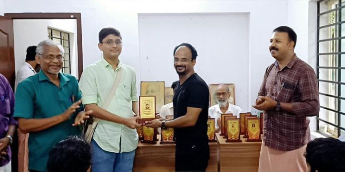 എസ്.എസ്.എൽ.സി, പ്ലസ് ടു വിജയികളെ ആദരിക്കലും വിദ്യാർത്ഥികൾക്കുള്ള കരിയർ ഗൈഡൻസ് ക്ലാസും നടത്തി എസ്.എസ്.എൽ.സി, പ്ലസ് ടു വിജയികളെ ആദരിക്കലും വിദ്യാർത്ഥികൾക്കുള്ള കരിയർ ഗൈഡൻസ് ക്ലാസും നടത്തി
