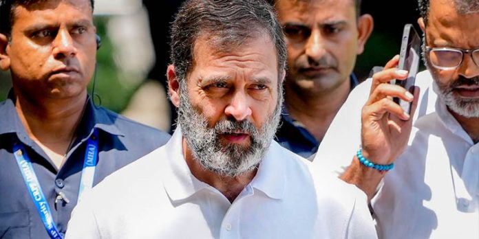പ്രതിഷേധം ശക്തം ; മണിപ്പൂർ സന്ദർശനം ഉപേക്ഷിച്ച് രാഹുൽ ഗാന്ധി – ഇംഫാലിലേക്ക് മടങ്ങി പ്രതിഷേധം ശക്തം ; മണിപ്പൂർ സന്ദർശനം ഉപേക്ഷിച്ച് രാഹുൽ ഗാന്ധി – ഇംഫാലിലേക്ക് മടങ്ങി