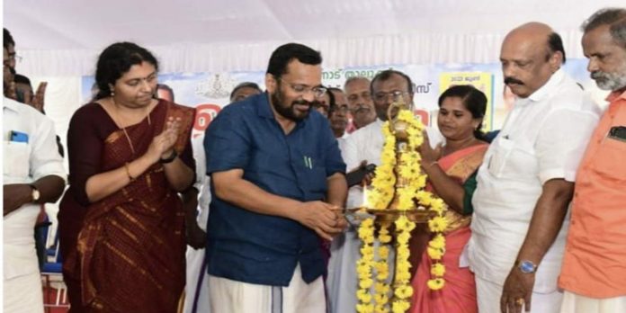 പട്ടയ മിഷനിലൂടെ രണ്ടു വര്ഷം കൊണ്ട് ഭൂരഹിതരായ 1,23,000 പേര്ക്ക് ഭൂമി നല്കി – റവന്യു മന്ത്രി കെ.രാജന് പട്ടയ മിഷനിലൂടെ രണ്ടു വര്ഷം കൊണ്ട് ഭൂരഹിതരായ 1,23,000 പേര്ക്ക് ഭൂമി നല്കി – റവന്യു മന്ത്രി കെ.രാജന്