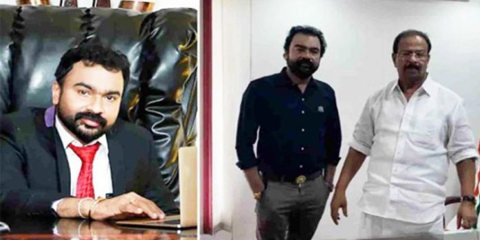 മൊഴി നല്കാന് നിര്ബന്ധിച്ചു, ഭീഷണിപ്പെടുത്തി ; പോലീസിനെതിരെ കെ.സുധാകരനും മോന്സണും മൊഴി നല്കാന് നിര്ബന്ധിച്ചു, ഭീഷണിപ്പെടുത്തി ; പോലീസിനെതിരെ കെ.സുധാകരനും മോന്സണും