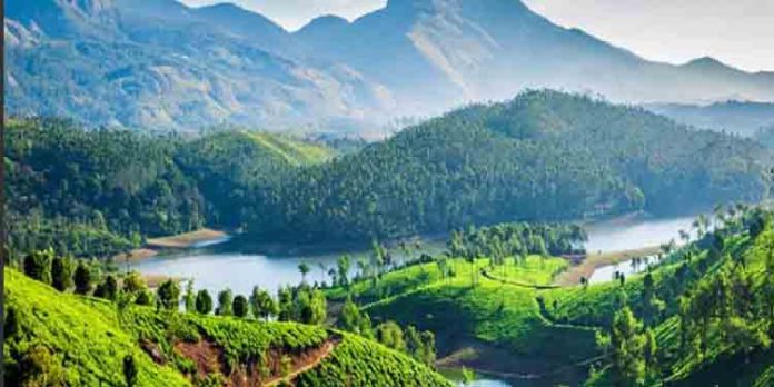 അന്താരാഷ്ട്ര ഉത്തരവാദിത്വ ടൂറിസം ഡെസ്റ്റിനേഷനായി മാറാനൊരുങ്ങി മൂന്നാർ അന്താരാഷ്ട്ര ഉത്തരവാദിത്വ ടൂറിസം ഡെസ്റ്റിനേഷനായി മാറാനൊരുങ്ങി മൂന്നാർ