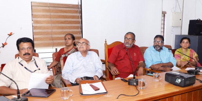 ഓരോ പഞ്ചായത്തിലും പത്തിലേറെ കര്ഷക – വിജയഗാഥകള് സൃഷ്ടിക്കാന് കഴിയണം : മന്ത്രി പി. പ്രസാദ് ഓരോ പഞ്ചായത്തിലും പത്തിലേറെ കര്ഷക – വിജയഗാഥകള് സൃഷ്ടിക്കാന് കഴിയണം : മന്ത്രി പി. പ്രസാദ്