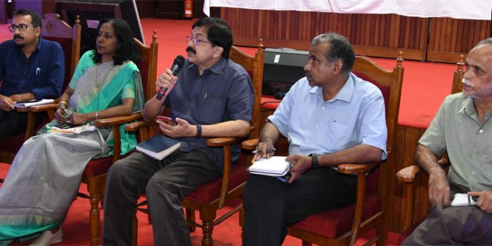 ചെറുമത്സ്യബന്ധനം സമുദ്രമത്സ്യമേഖലക്ക് നഷ്ടമുണ്ടാക്കുന്നു- സിഎംഎഫ്ആർഐ ചെറുമത്സ്യബന്ധനം സമുദ്രമത്സ്യമേഖലക്ക് നഷ്ടമുണ്ടാക്കുന്നു- സിഎംഎഫ്ആർഐ