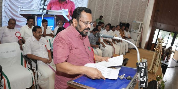 സംസ്ഥാന സര്ക്കാര് പൊന്തന്പുഴ നിവാസികള്ക്കൊപ്പം : മന്ത്രി കെ. രാജന് സംസ്ഥാന സര്ക്കാര് പൊന്തന്പുഴ നിവാസികള്ക്കൊപ്പം : മന്ത്രി കെ. രാജന്