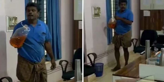 പഞ്ചായത്ത് ഓഫീസിന് തീയിട്ട സംഭവം ; മുജീബിനെതിരെ കൊലപാതക ശ്രമത്തിനും കേസെടുത്തു പഞ്ചായത്ത് ഓഫീസിന് തീയിട്ട സംഭവം ; മുജീബിനെതിരെ കൊലപാതക ശ്രമത്തിനും കേസെടുത്തു
