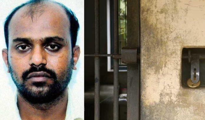 ആയുധക്കടത്ത് ; ടി.പി വധക്കേസ് പ്രതി രജീഷിന്റെ രാഷ്ട്രീയ – സാമ്പത്തിക പശ്ചാത്തലംതേടി ബെംഗളൂരു പോലീസ് ആയുധക്കടത്ത് ; ടി.പി വധക്കേസ് പ്രതി രജീഷിന്റെ രാഷ്ട്രീയ – സാമ്പത്തിക പശ്ചാത്തലംതേടി ബെംഗളൂരു പോലീസ്