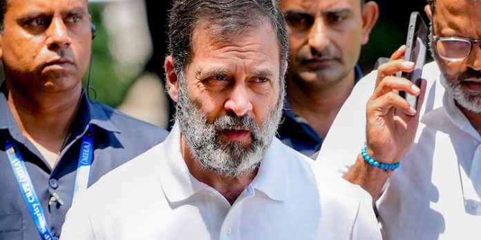 ആകാശത്തേക്ക് വെടിവച്ച് പോലീസ്, സംഘര്ഷം രൂക്ഷം ; രാഹുല് ഗാന്ധി ഇംഫാലിലേക്ക് മടങ്ങി ആകാശത്തേക്ക് വെടിവച്ച് പോലീസ്, സംഘര്ഷം രൂക്ഷം ; രാഹുല് ഗാന്ധി ഇംഫാലിലേക്ക് മടങ്ങി