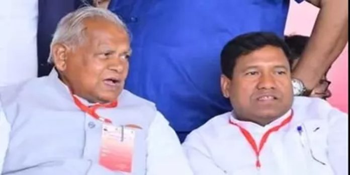നിതീഷ് കുമാറിനു തിരിച്ചടി ; ജിതന് റാം മാഞ്ചിയുടെ മകന് മന്ത്രിസഭയില്നിന്നു രാജിവച്ചു നിതീഷ് കുമാറിനു തിരിച്ചടി ; ജിതന് റാം മാഞ്ചിയുടെ മകന് മന്ത്രിസഭയില്നിന്നു രാജിവച്ചു