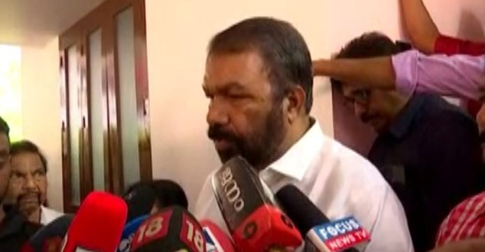 കല്ലമ്പലത്തെ കൊലപാതകം പൈശാചികം ; സര്ക്കാര് രാജുവിന്റെ കുടുംബത്തിനൊപ്പം ; മന്ത്രി വി. ശിവന്കുട്ടി കല്ലമ്പലത്തെ കൊലപാതകം പൈശാചികം ; സര്ക്കാര് രാജുവിന്റെ കുടുംബത്തിനൊപ്പം ; മന്ത്രി വി. ശിവന്കുട്ടി