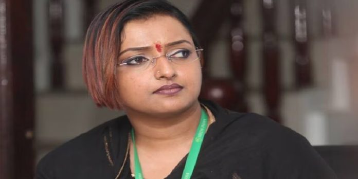 ലൈഫ് മിഷൻ കേസില് സ്വപ്നയെ ആദ്യം അറസ്റ്റ് ചെയ്യാത്തതെന്തുകൊണ്ടെന്ന് കോടതി ലൈഫ് മിഷൻ കേസില് സ്വപ്നയെ ആദ്യം അറസ്റ്റ് ചെയ്യാത്തതെന്തുകൊണ്ടെന്ന് കോടതി