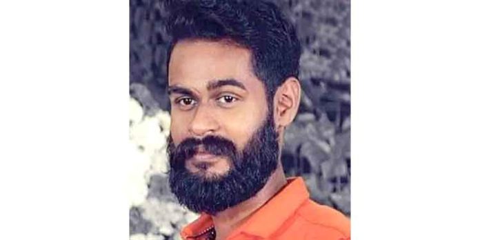 തിരുവല്ല സ്വദേശിയായ യുവാവ് ഭോപ്പാലിൽ ട്രെയിനിൽ നിന്ന് വീണു മരിച്ചു തിരുവല്ല സ്വദേശിയായ യുവാവ് ഭോപ്പാലിൽ ട്രെയിനിൽ നിന്ന് വീണു മരിച്ചു