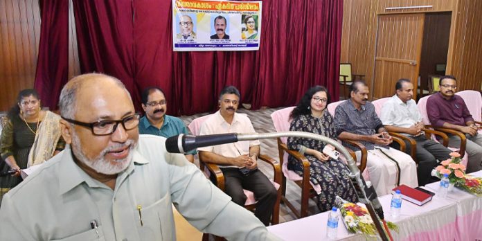 സമയബന്ധിതമായ പ്രശ്നപരിഹാരം വിവരാവകാശ നിയമത്തിന്റെ ഉപോത്പന്നം : വിവരാവകാശ കമ്മീഷണര് എ.എ. ഹക്കീം സമയബന്ധിതമായ പ്രശ്നപരിഹാരം വിവരാവകാശ നിയമത്തിന്റെ ഉപോത്പന്നം : വിവരാവകാശ കമ്മീഷണര് എ.എ. ഹക്കീം