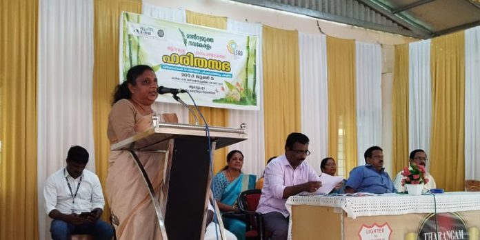 ആറന്മുള ഗ്രാമപഞ്ചായത്ത് ഹരിതസഭ സംഘടിപ്പിച്ചു ആറന്മുള ഗ്രാമപഞ്ചായത്ത് ഹരിതസഭ സംഘടിപ്പിച്ചു